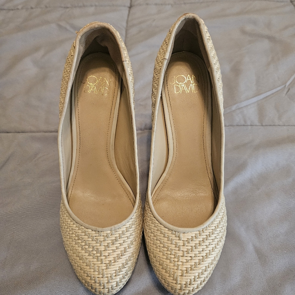 Joan & David Tan Woven Heels Classic Elegance